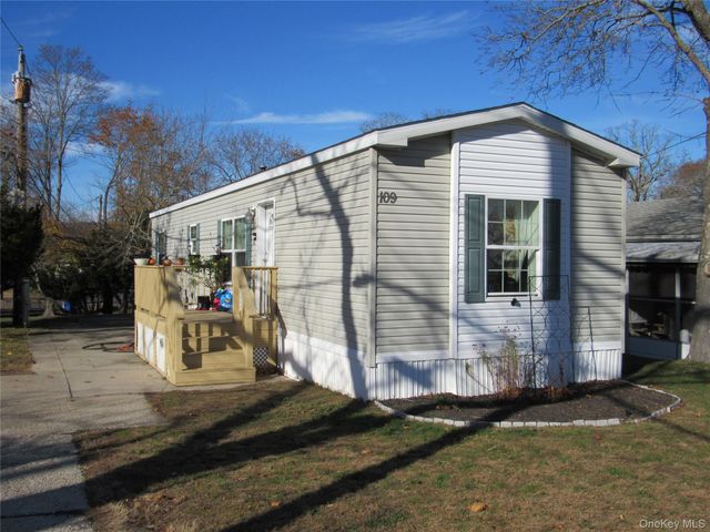1964-109 River Road, Calverton, NY 11933