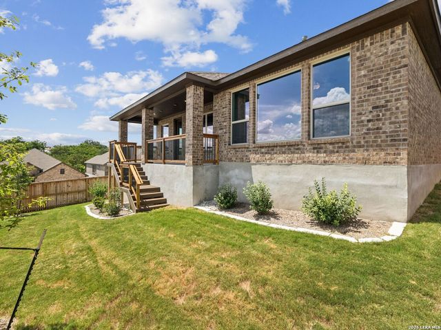 104 Allin Oaks, Universal City, TX 78148