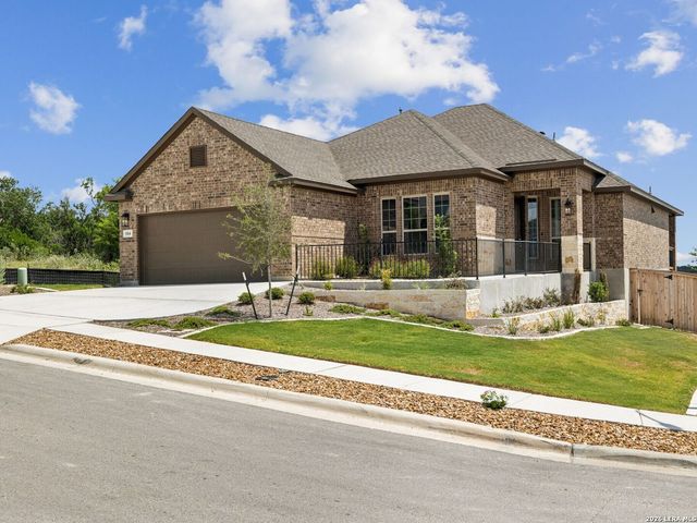 104 Allin Oaks, Universal City, TX 78148