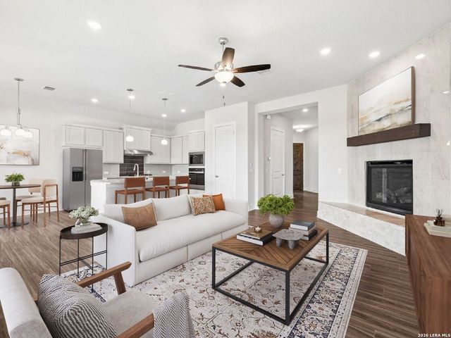 104 Allin Oaks, Universal City, TX 78148