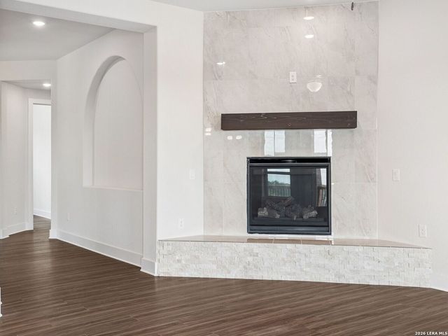 104 Allin Oaks, Universal City, TX 78148