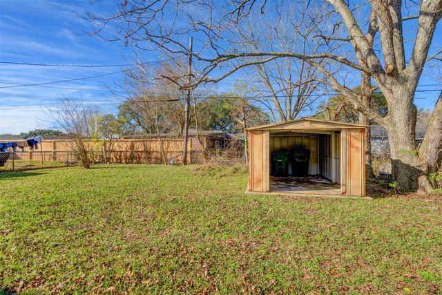 9506 Sierra Drive, Houston, TX 77051