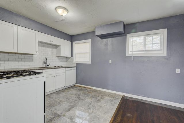 9506 Sierra Drive, Houston, TX 77051