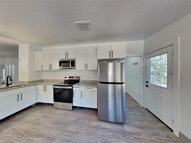 38233 DEERWOODS DRIVE, Eustis, FL 32736