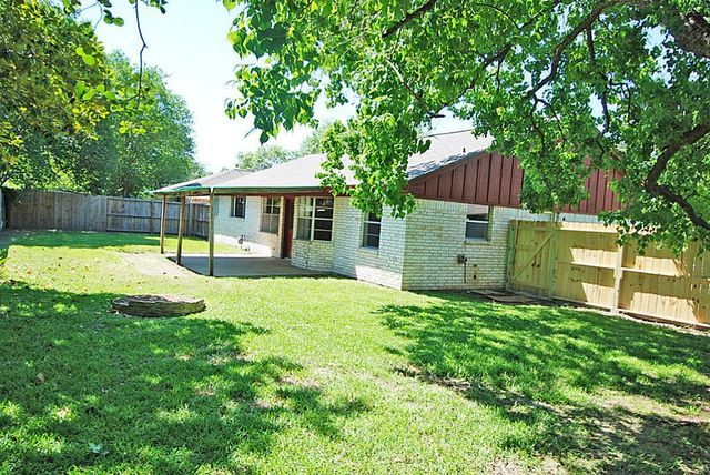 16338 Autumn Wind Drive, Houston, TX 77090