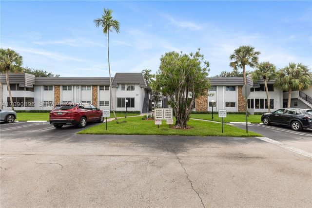 8400 W Sample Rd 206, Coral Springs, FL 33065