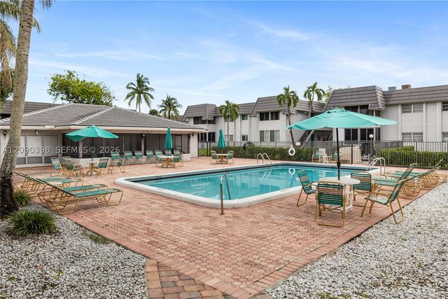 8400 W Sample Rd 206, Coral Springs, FL 33065
