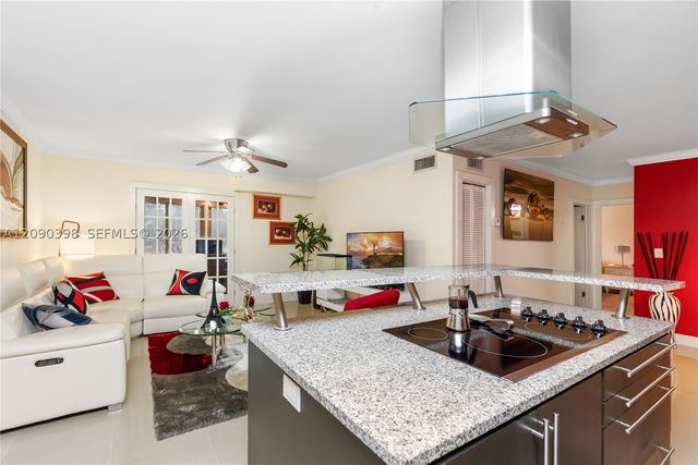 8400 W Sample Rd 206, Coral Springs, FL 33065