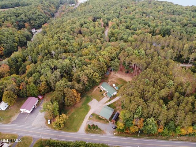 24 N Shore Road, Edinburg, NY 12134