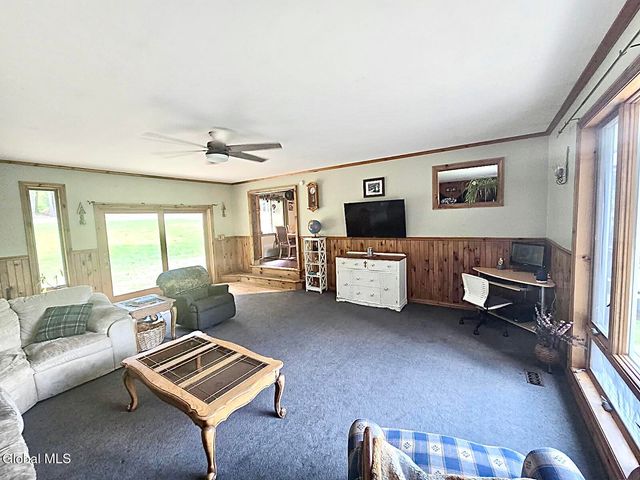 24 N Shore Road, Edinburg, NY 12134