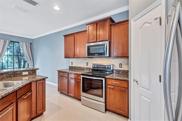 5513 KINGLETHILL DRIVE, Lithia, FL 33547