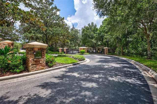5513 KINGLETHILL DRIVE, Lithia, FL 33547