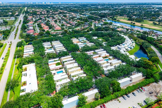 5908 Catesby Street, Boca Raton, FL 33433
