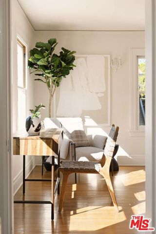 441 S Muirfield Road, Los Angeles, CA 90020