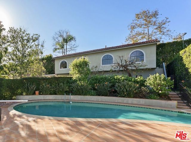 441 S Muirfield Road, Los Angeles, CA 90020