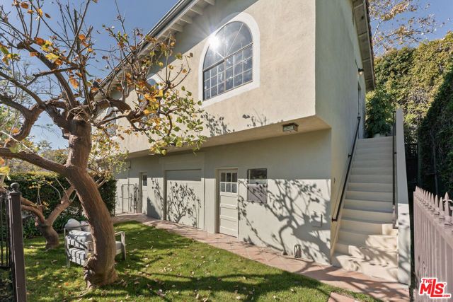 441 S Muirfield Road, Los Angeles, CA 90020