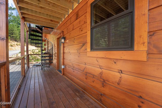 1904 Starr Street, Sevierville, TN 37876