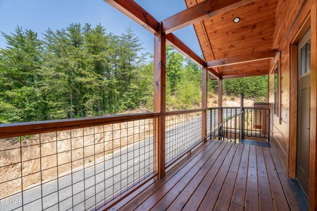 1904 Starr Street, Sevierville, TN 37876