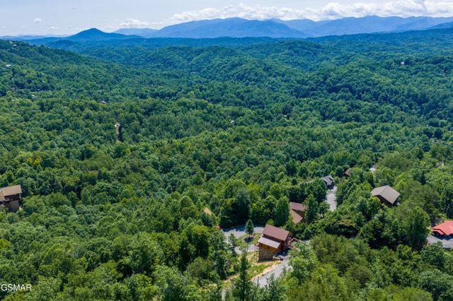 1904 Starr Street, Sevierville, TN 37876