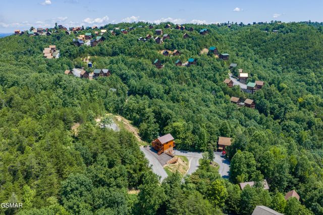 1904 Starr Street, Sevierville, TN 37876