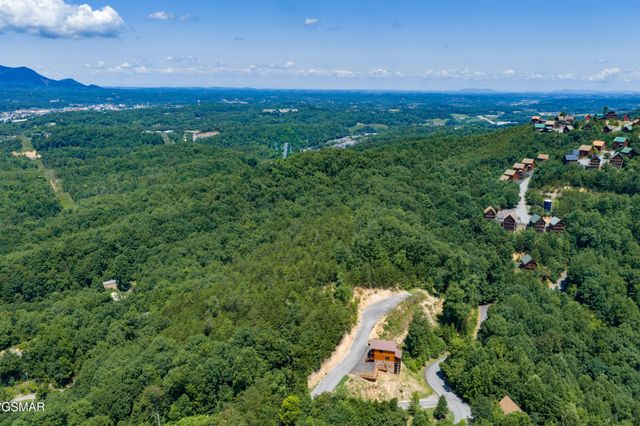 1904 Starr Street, Sevierville, TN 37876
