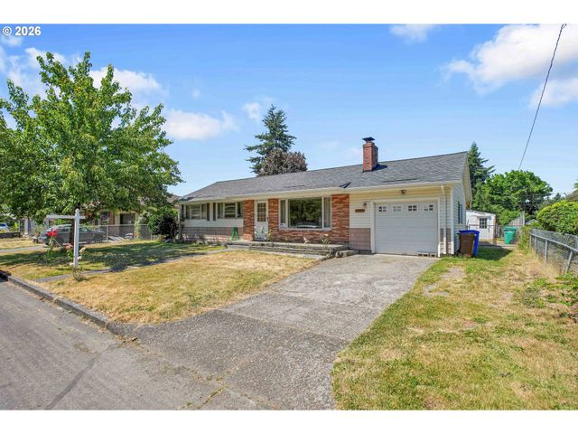 2249 Se 185TH Ave, Portland, OR 97233