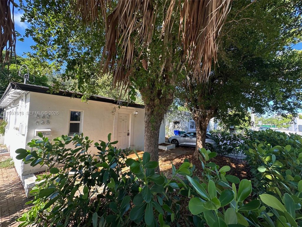 563 NE 65th St 1, Miami, FL 33138