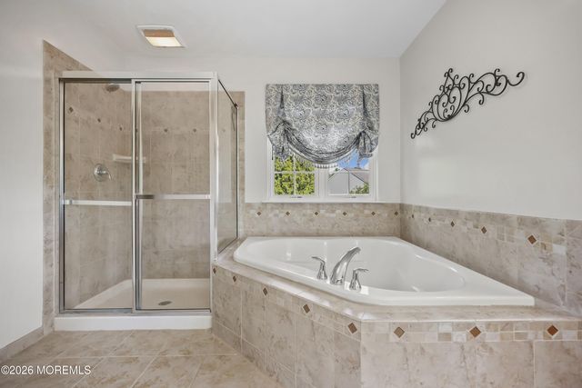 14 Whispering Grove Boulevard, Jackson, NJ 08527