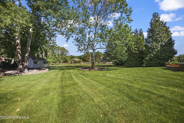 14 Whispering Grove Boulevard, Jackson, NJ 08527
