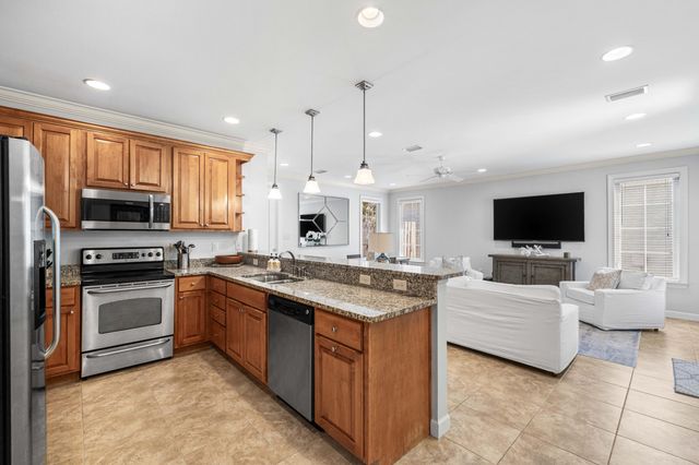 62 S Zander Way, Santa Rosa Beach, FL 32459