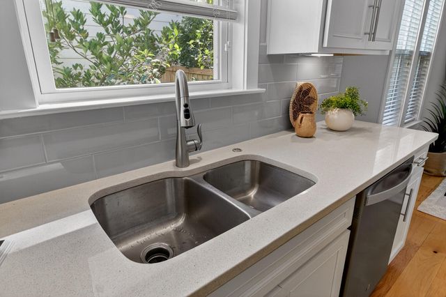 1213 Gannett Road, Mount Pleasant, SC 29464