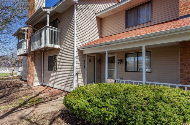 1517 Little Bluestem Court A12, Ames, IA 50014