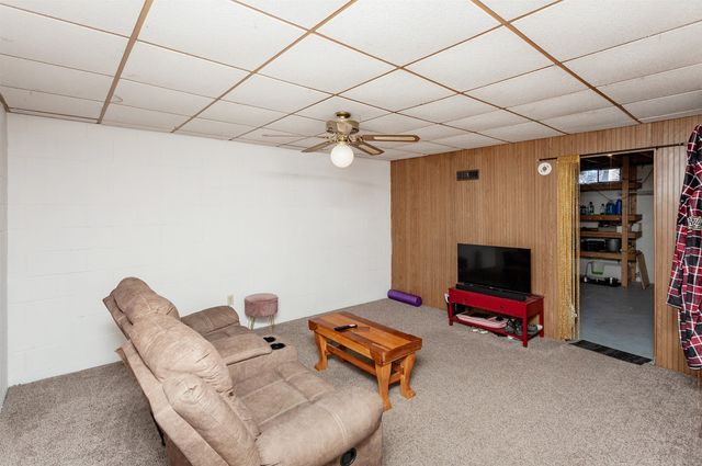 1517 Little Bluestem Court A12, Ames, IA 50014