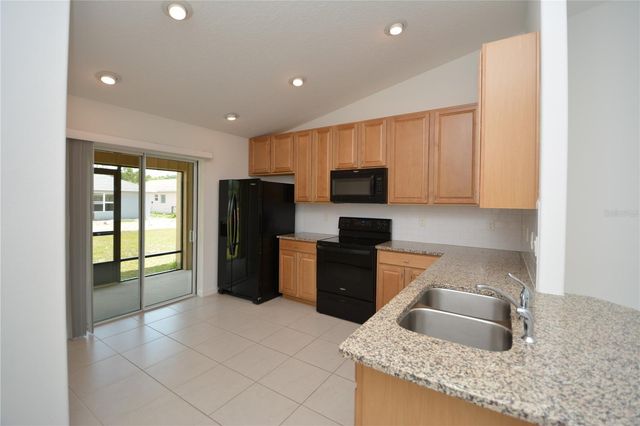 33 ROSECROFT LANE B, Palm Coast, FL 32164