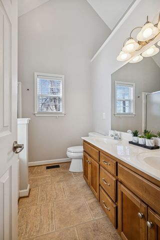 1601 Bryson Cv, Thompsons Station, TN 37179