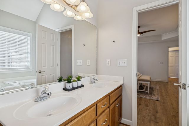 1601 Bryson Cv, Thompsons Station, TN 37179