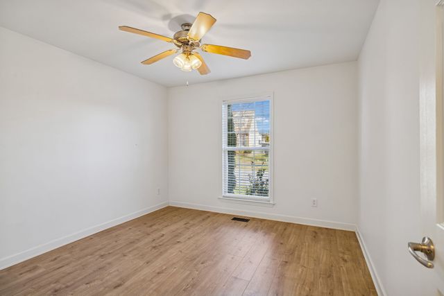 1601 Bryson Cv, Thompsons Station, TN 37179