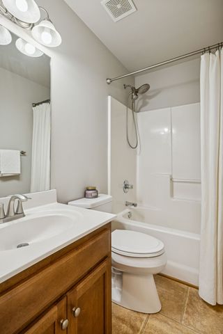 1601 Bryson Cv, Thompsons Station, TN 37179