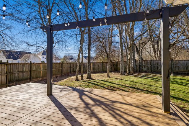 1601 Bryson Cv, Thompsons Station, TN 37179