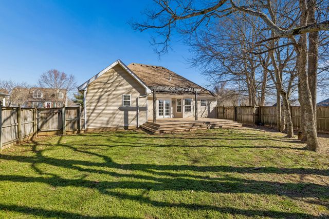 1601 Bryson Cv, Thompsons Station, TN 37179