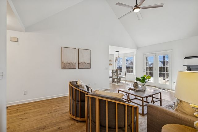 1601 Bryson Cv, Thompsons Station, TN 37179