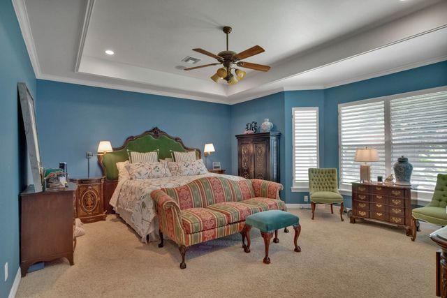 340 Pierremont Road, Shreveport, LA 71106