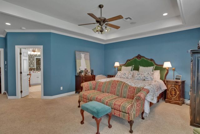 340 Pierremont Road, Shreveport, LA 71106