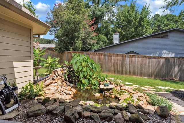 340 Pierremont Road, Shreveport, LA 71106