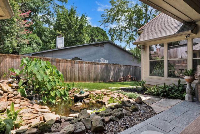 340 Pierremont Road, Shreveport, LA 71106