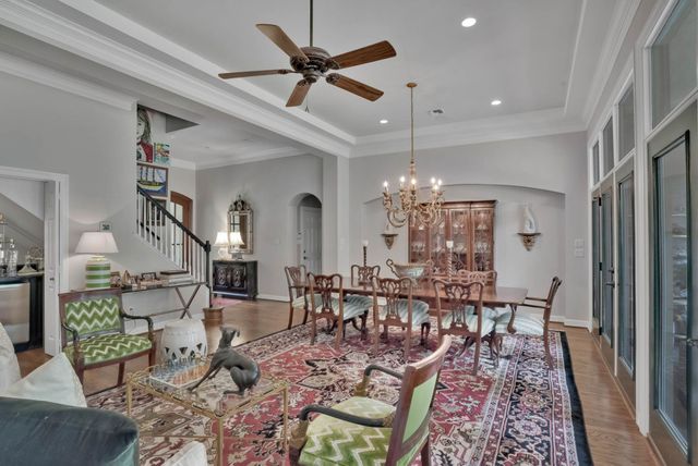 340 Pierremont Road, Shreveport, LA 71106