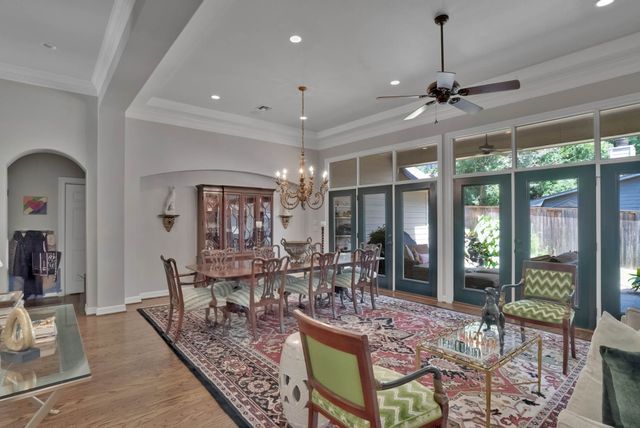 340 Pierremont Road, Shreveport, LA 71106