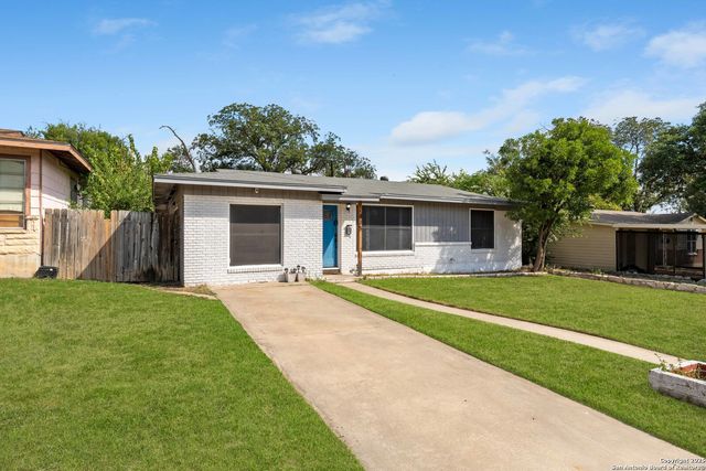435 Savannah, San Antonio, TX 78213
