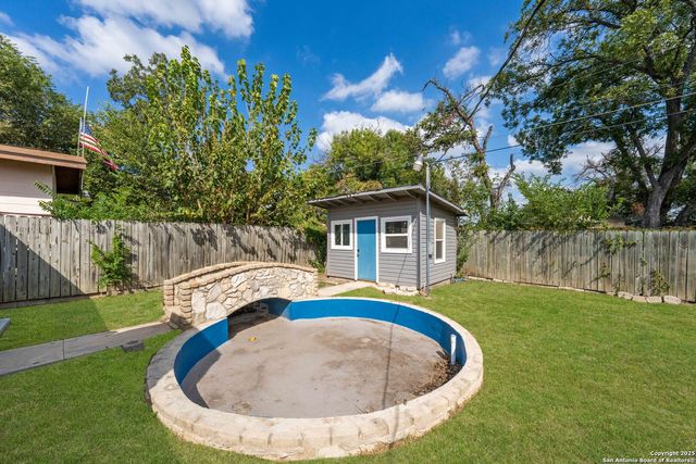 435 Savannah, San Antonio, TX 78213