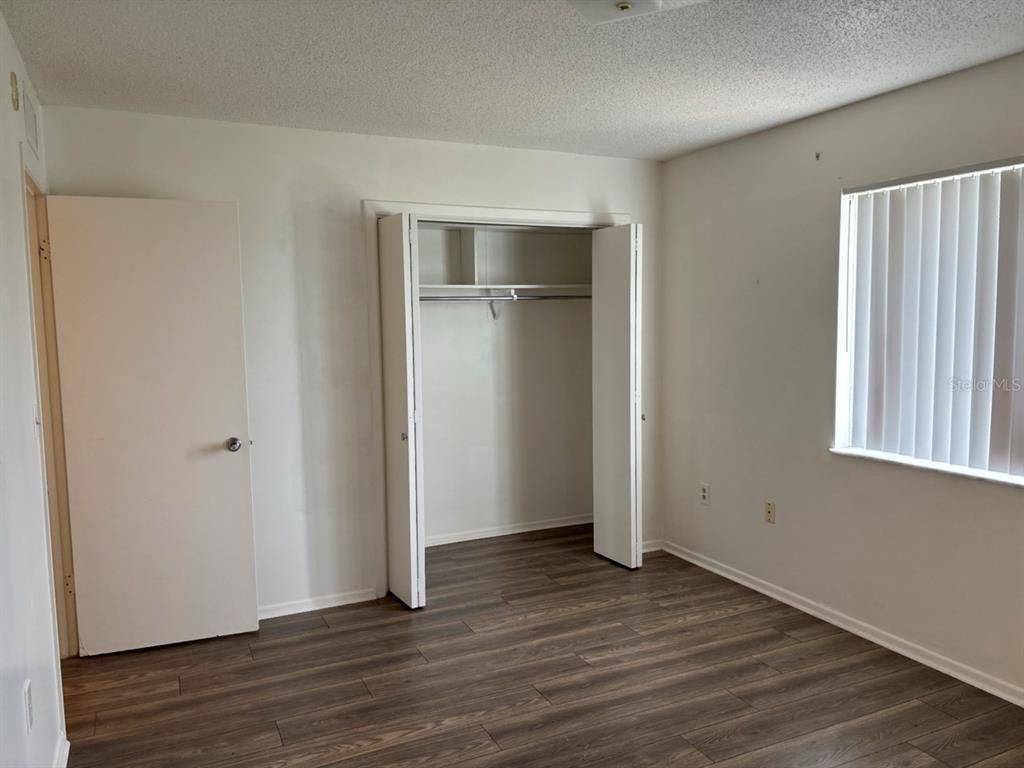 Image 13 of property listing at 1515 DANBURY DRIVE, Sun City Center, FL 33573